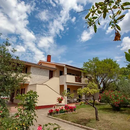 Apartament M&a - C *