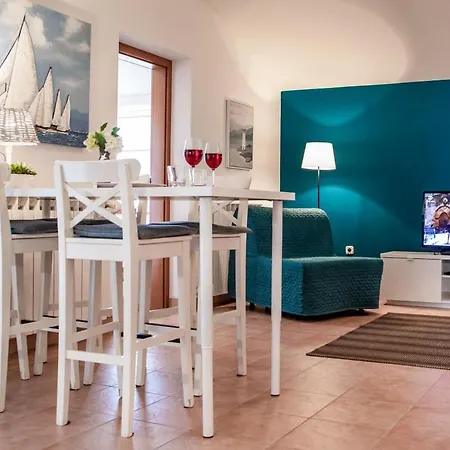 Apartament M&a - C *