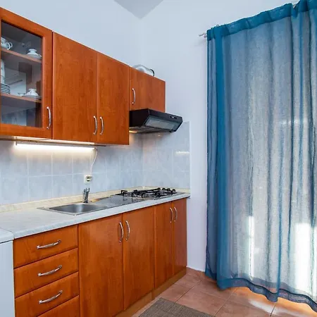 M&a - C Apartment *