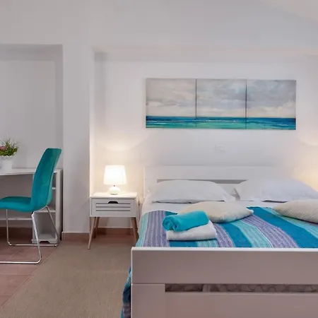 M&a - C Apartment *